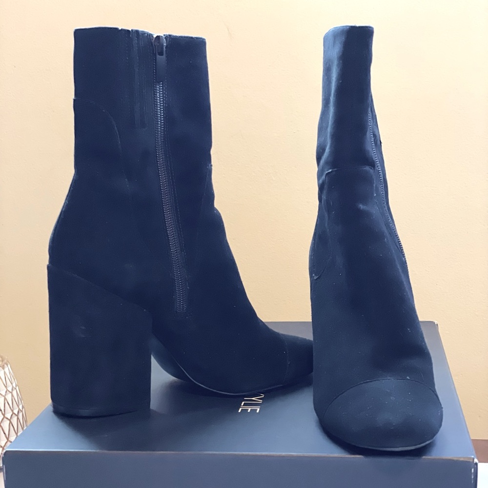 Kendall + Kylie Brooke Black Suede Booties